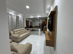 Casa com piscina em mangaguá